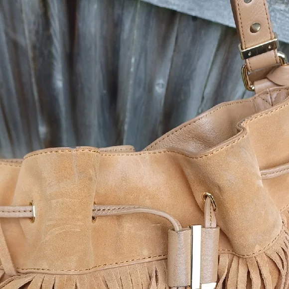 VINCE CAMUTO Fringe Shoulder Bag - Picture 3 of 10